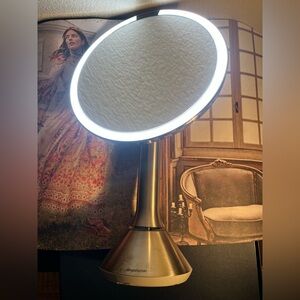 Simplehuman LED  Vanity Mirror 💋💋💋💋💋💋💋💋💋💋💋💋💋💋💋💋💋💋💋